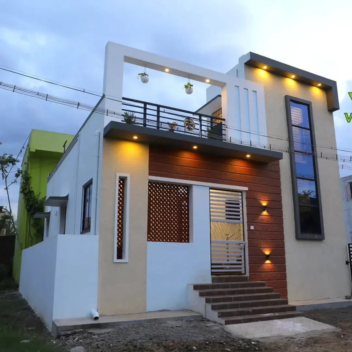 Varahi Constructions Banner